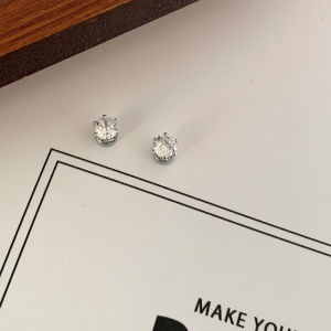 Magnetic Drill Embedded Ear Cuff Womens Fashion Jewelry No Piercing Required Alloy Gold Plated Artificial Gem Fresh out