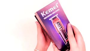 Alat Cukur Rambut KM 658 Kemei: Mesin Cukur Rambut Berkualitas & Mudah Digunakan