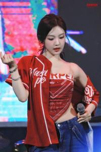 Aespa Girl Group Lyu Ji Min Kpop Hip Hop Street Dance Baseball Jersey T-Shirt Short Sleeve Open Cardigan Performance Clothes