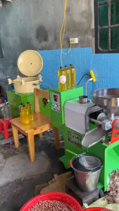 Dầu Lạc Nguyên Chất Sạch 100% Tốt Cho Sức Khoẻ 1000ML