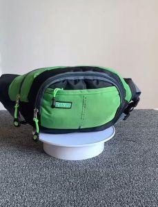 กระเป๋าคาดอกคาดเอว ลูกเล่นสไตส์ 2สี จุของได้เยอะ ตเนสกลางแจ้ง crossbody วิ่งกีฬา multifunctional pockets กระเป๋าใส่เหรียญผู้ชาย กระเป๋าโทรศัพท์มือถือ