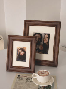 Retro American Style Photo Frame 7 Inch Tabletop Display Framed Photo Album Wall Hanging Rectangle Shaped Solid Wood Frame