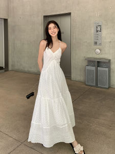 ชุดเดรสสายเดี่ยวสไตล์วันหยุดชายหาดสำหรับผู้หญิงในฤดูร้อน ชุดเดรสคอวีแขนกุดผ้าฝ้ายสไตล์ฝรั่งเศส ชุดเดรสยาวคลุมเข่า