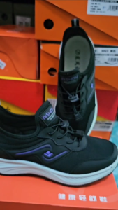 NEW! A232 รองเท้าผ้าใบ สีดำ-ขาว แบบสวม ทรงสวย น้ำหนักเบา ไซส์ 35-40