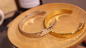 Womens Bracelets Bangles Stainless Steel 18k Gold Plated Hand Cuff Bracelet Bangle For Women Luxury Jewelry Woman Free Shipping