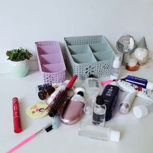 【Hania】Hollow Desktop Plastic Battery Dress Storage Box cosmetic Modern storage box organizer Pen Holder