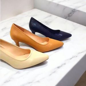 sepatu kerja pantofel hak runcing 5cm ks 02 terbaru