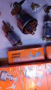 Ổ khoá điện 6 chân 3 chân thái lan khoá đề ô tô xe máy công nông Ổ Khoá Với 2 Chìa Khoá 6 Chân Chất Lượng Cao - Lazada