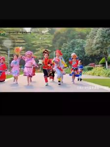 [3-10 Years] daidai (Ready Stock) Chinese Traditional Costume Children Kid Dance Cosplay 民族儿童服装土家族壮族彝族傣族藏族男女蒙古瑶族苗族演出