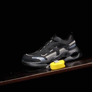 Sepatu Sporty Model V18 Casual dan Fashionable dengan extra perlindungan