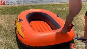 Inflatable Boat 2/3/4 Human Kayak Rubber Boat Thick Fishing Boat Kayak Rubber Boat Explorer 200/300 Seahawk 4 seater Sport Kayak PVC pump with paddle jacket