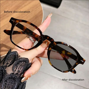 Light-sensitive Color-changing Retro Rice Nail Round Frame Anti-blue Light Fashion Versatile Literary Myopia Glasses 6133