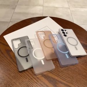 เคสแม่เหล็กโปร่งแสงแบบบางเฉียบ Samsung S25 Ultra S24 FE S23FE S23 S22 Ultra Magsafing Case Samsung A55 5G A54 A53 A56 A36 A26 A06 A16 A05S A15 A35 5G เคสโทรศัพท์ชาร์จไร้สายแบบแม่เหล็ก