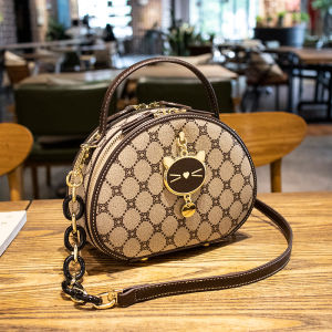 Fashionable Leather Handbag Womens Shoulder Bag Versatile round Shape Autumn Winter New Style Hong Kong Design Handbag