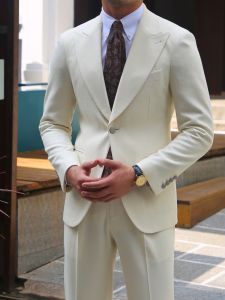 Bộ Suit Ôm Phong Cách Anh Quốc Dành Cho Tiệc Tùng
