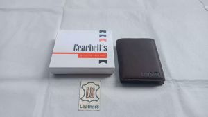 Dompet Kulit Sapi Premium: Dompet Lipat Berdiri & Kualitas Tinggi