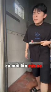 Máy rửa xe cầm tay cao áp súng rửa xe dùng cho gia đình có chế độ phun xương tạo bọt