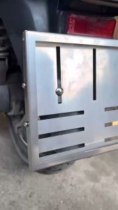 กรอบป้ายทะเบียนรถมอเตอร์ไซค์ Triumph Tiger 1200 (ทุกปี) ผลิตจากสแตนเลสแท้เกรด304 งานCNCคุณภาพสูง พร้อมชุดน็อต ทนทานแน่นหนา ติดตั้งง่าย