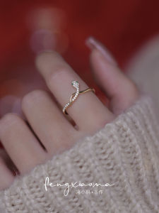 Unique Personality Fashionable Snake Ring for Women Luxury Sensation Year of the Snake Ring Finger Ring Open Hand Ring