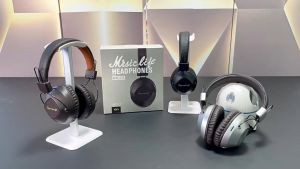 CRUI Retro Over-Ear Bluetooth AKZ Headphones – HD Sound Long Battery Life Wireless & Wired with TF Card Support Free Music Included