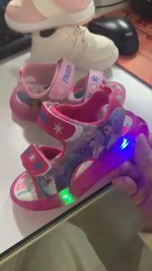 Girls Frozen LED Sandals Summer Childrens Beach Shoes Anti Slip Kids Shoes
