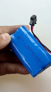 ไอปแบตเตอรี่ SM-3P รถบังคับ 7.4V 2500 mAh ลีอิ้น 2500mAh ปลั๊กแบบ 18650 2 เซลส์