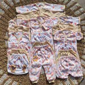 Promo Terbaru Paket Ekonomis Baju Bayi Uniseks 0 sampai 6 bulan 18 pcs/9 stel seri cream