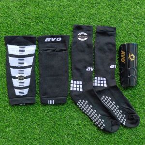 1 Set Bawahan Olahraga Bola Futsal Kaos Kaki Anti Slip Sarung Deker Lakop Embos Avo
