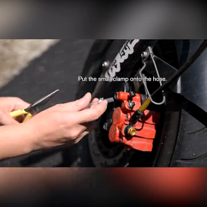 🚗Hydraulic Brake Bleeder Tool Motor 液压刹车放气工具 Peralatan Pendarahan Brek Clutch One Way Hose Tube🚗