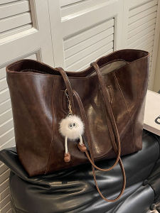 Large Capacity Womens Shoulder Bag 2025 New Style Autumn Winter Brown Commuter Tote Bag for College Students Class