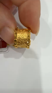 Poh Heng Jewellery 22K Eternal Love Pendant in Yellow Gold [Price By Weight]