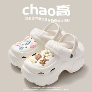 รองเท้าแตะผู้หญิงหนาหุ้มข้อหนาพื้นยางรัดรูปแบบใหม่สำหรับฤดูหนาวในร่มและกลางแจ้ง รองเท้าแตะผ้าฝ้ายกันหนาวแบบสวมหัว