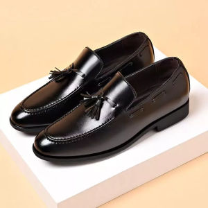 Mens Leather Shoes Formal Shoes For Men British Style Casual Pointed Tassel Small Leather Shoes Men Slip On Loafers
