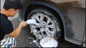 Chổi chà cọ lốp và lazang ô tô xe hơi xe máy - Bàn chải rửa vệ sinh lốp vành ô tô xe máy