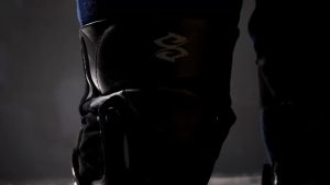 CUIRASSIER Protective Motorbike Kneepads Motorcycle Knee Pads MX Protector Adjustable Racing Guards Protection Night Reflective