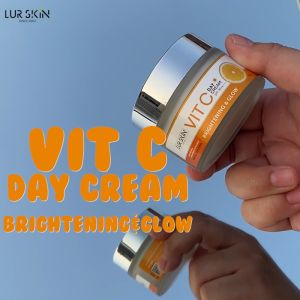 LURSKIN Vitamin C Day Cream SPF30 PA+++ 50g เผยผิวขาวกระจ่างใส ปกป้องผิวจากแสงแดด ส่งฟรี ครีมบำรุงพร้อมส่ง 2in1
