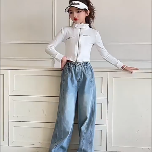 Girls Jeans 2026 New Loose Casual Straight Leg Pants Korean Version Medium To Large Childrens Wide Leg Pants