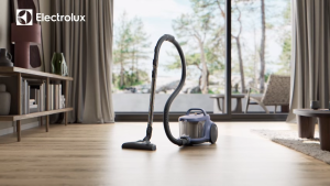 Electrolux Clean 500 Bagless Canister Vacuum Cleaner | 2.5L | Compact & Powerful Suction | EFC52512 EFC52623