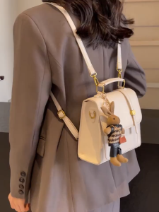 แฟชั่นกระเป๋าเป้สะพายหลัง กระเป๋าเป้ ความจุเยอะ คุณภาพระดับพรีเมียม การออกแบบเกาหลี