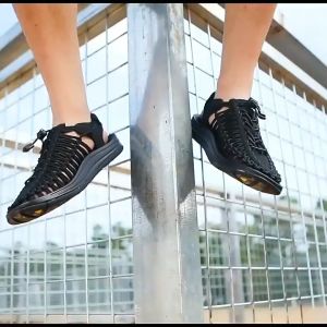 Sandals for Men and women New Adult Fashion Casual Sandals Beach Shoes Rubber Sole Lace-Up Outdoor Sports Sandals