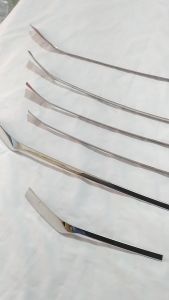 Ốp Trang Trí Calang Xe Toyota AVANZA 2022-23 Mẫu Inox Sáng Bóng Cao Cấp