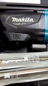 MAKITA สว่าน สว่านโรตารี่ไฟฟ้า 3 ระบบ 800W รุ่น M8701B-26 ขนาด 26 มม. (1 นิ้ว)