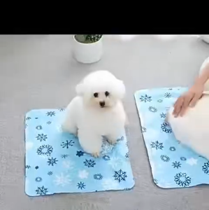 Dog Cooling Mat Pet Washable Non-Toxic Summer Dogs Cats Cooling Pads Sleeping Kennel Mats Cool Ice Blanket for Indoor & Outdoor Dog Beach Essentials