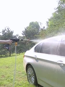 Máy xịt rửa xe/tưới cây cao áp cầm tay