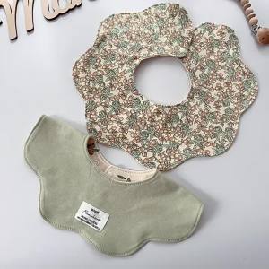ins Yếm trẻ em phong cách Hàn Quốc A Khăn lau nước bọt cho bé bằng cotton nguyên chất có thể đảo ngược 360 Yếm cánh hoa mới