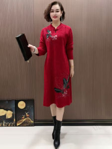 Elegant Long Red Silk Knitted Dress Embroidered Cheongsam Skirt for Wedding Banquet High Quality Ice Silk Mommy Dress