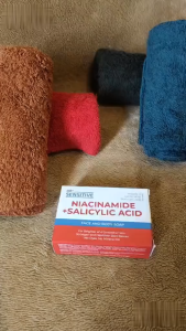 NIACINAMIDE + SALICYLIC ACID FACE & BODY SOAP