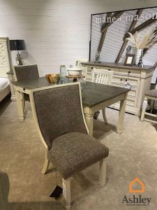 Ashley เก้าอี้รับประทานอาหาร รุ่น BOLANBURG -B Dining Chair