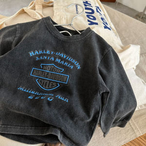 เสื้อยืดผ้าฝ้ายล้างทําความสะอาดได้ย้อนยุคสําหรับเด็กชายและเด็กหญิงแขนยาวพร้อมการออกแบบพิมพ์ตัวอักษรดูดซับเหงื่อหลวมพอดีมีสไตล์