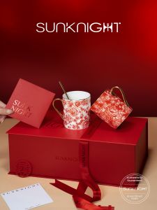 Porcelain Rose-themed Couple Mug Set Gift Box